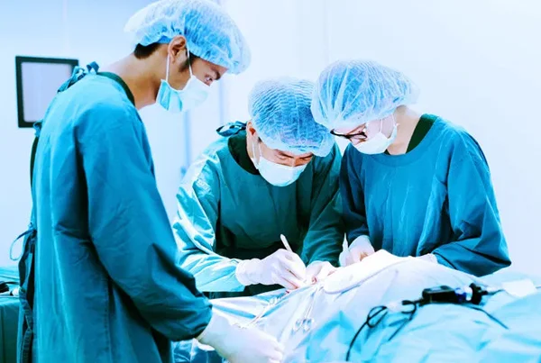 Diagnostic & Operative Laparoscopy and Hysterectomy